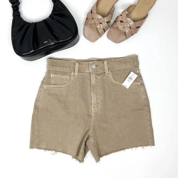 GAP Womens Size 27 4" High Rise  Denim Shorts with Washwell Khaki Brown NWT - Picture 4 of 8